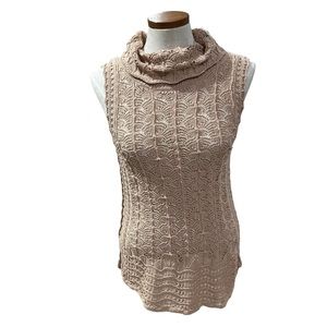 Miss Me Sleeveless Shirt Top